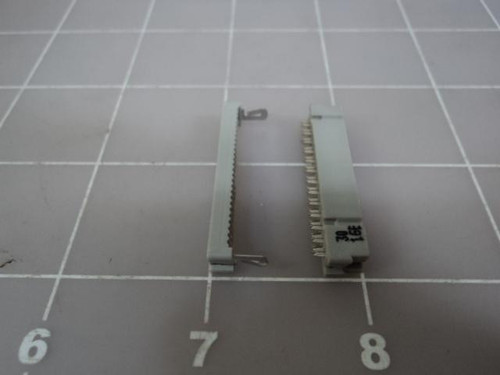 270 3M 3399 26 POSITION RIBBON CABLE CONNECTORS T11776
