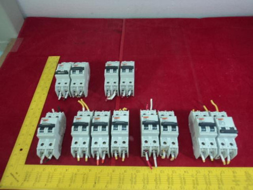 12 MERLIN GERIN C60N CIRCUIT BREAKER LOT T11498 12 MERLIN GERIN C60N CIRCUIT BREAKER LOT T11498