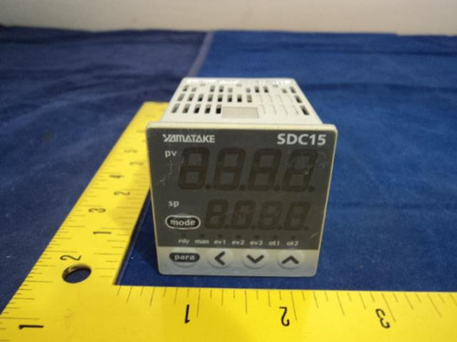 YAMATAKE SDC15 SINGLE LOOP CONTROLLER T10284