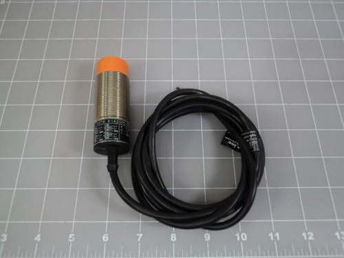 3 EFECTOR KI5078 KIA2005-FRKG PROXIMITY SENSOR LOT T11730
