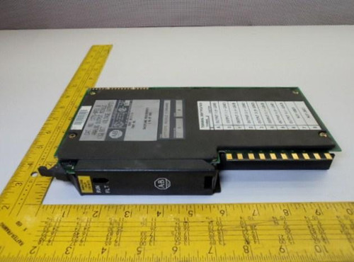 ALLEN-BRADLEY 1771-OFE1 B ANALOG OUTPUT MODULE 12BIT T16104