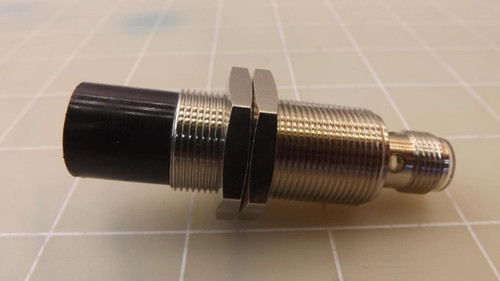 EATON E57-18PBU08-CD INDUCTIVE PROXIMITY SWITCH T29306