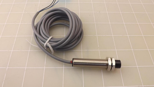 EATON E57-12PBU04-C INDUCTIVE PROXIMITY SWITCH T29287