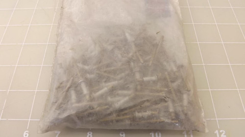 LOT OF 70 CHERRYMAX M7885/2-5-05 CR3213-05-05 RIVETS T29518