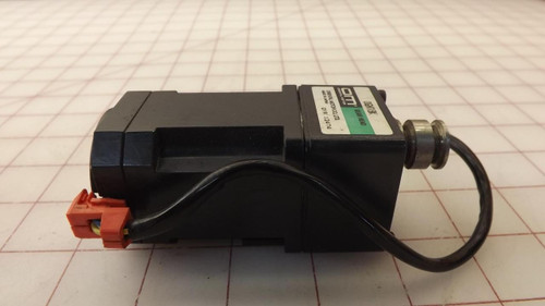 ORIENTAL MOTOR 0IK1GN-C 0GN18K INDUCTION MOTOR W/ GEAR HEAD T30597