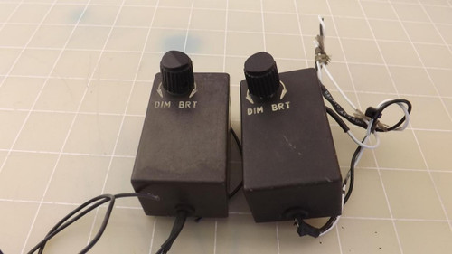 LOT OF 2  2013-0110-03-1 DOME LIGHT DIMMER T29686