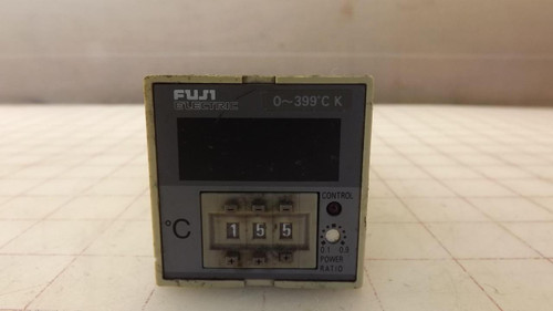 FUJI ELECTRIC PYEBFA12-Y TEMPERATURE CONTROLLER T31912