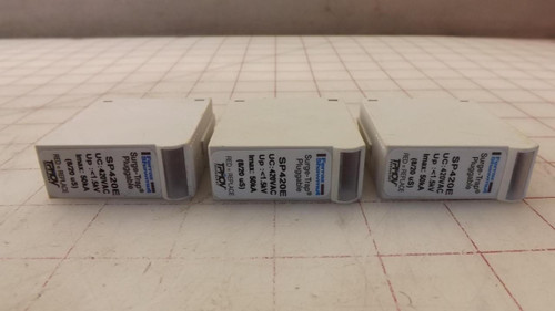 LOT OF 3 FERRAZ SHAWMUT SP420E SURGE-TRAP PLUGGABLE SURGE PROTECTIVE DEVICE T31964