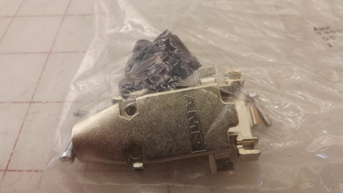 AMP 748676-1 CONNECTOR HOODS T32715