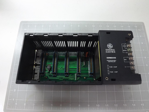 GE GENERAL ELECTRIC IC610CHS100B RACK W/ POWER SUPPLY T49160