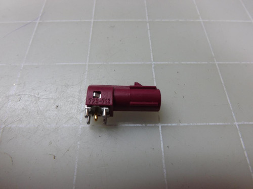 LOT OF 665 EPIC TECHNOLOGIES 723-713 2100 0993 469941 ANGLE BORDEAU CONNECTOR T51264