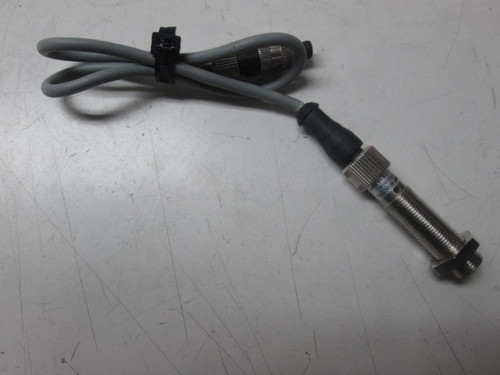 LOT OF 3 BAUMER IFRM 12P1701/S14L INDUCTIVE PROXIMITY SENSORS T55073