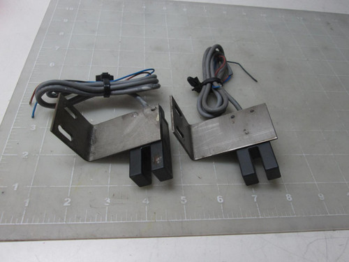 LOT OF 2 FOTEK SU-07X SENSOR T54519