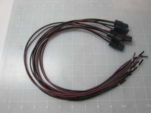 LOT OF 5 HY524 290398001 WIRE ASSEMLBY W/ PLUG T55959