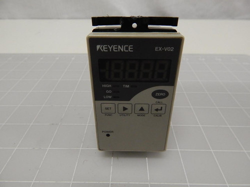KEYENCE EX-V02 INDUCTIVE DISPLACEMENT CONTROLLER SENSOR T66693