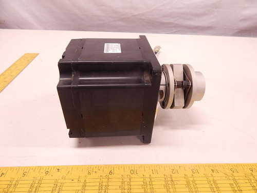 YASKAWA SGMP-15A312 AC SERVO MOTOR T77135