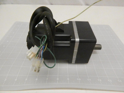 ORIENTAL MOTOR BXM5120M-GFH2 VEXTA AC SERVO MOTOR T73526