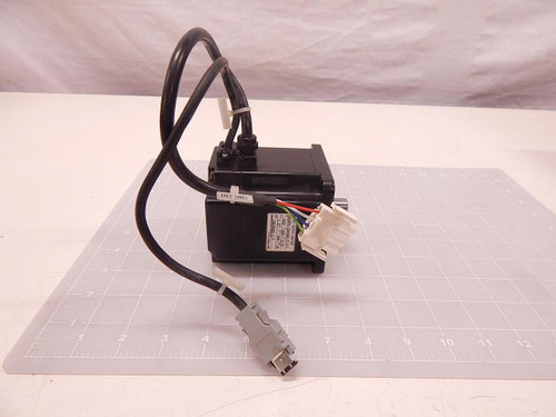 YASKAWA ELECTRIC SGMPH-04ABA-FJ11 AC SERVO MOTOR 400 W 200 V 2.6 A 3000 RPM T78954