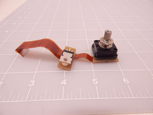 2100004 MFR K0239 ISSC NSN 5998-99-255-6045 9143692 R015C08 A3205953X7 FLEXIBLE PANEL ELEC CONNECTOR ASSEMBLY NSN 5998-99-255-6045 T78975
