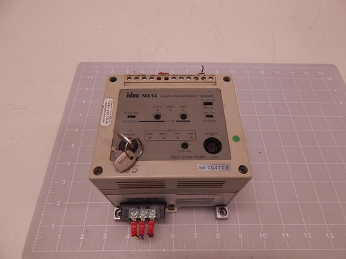IDEC MX1A-MK948-1 LASER DISPLACEMENT SENSOR T81181