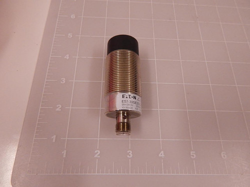 EATON E57-30GE25-D1DB PROXIMITY SENSOR T84946