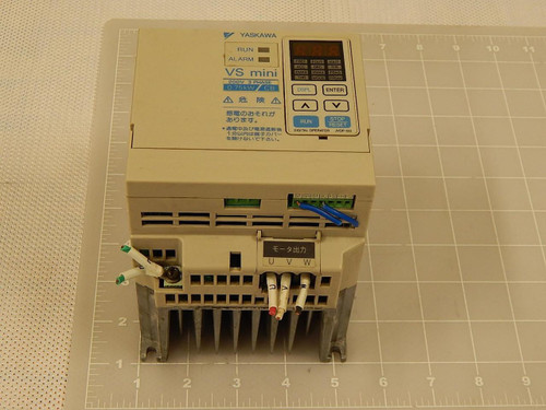 YASKAWA CIMR-XCBA20P7 VS MINI INVERTER T85802