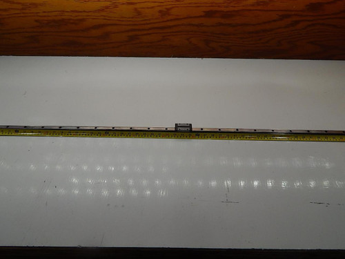 1 THK SSRI5 YOP23 LINEAR RAIL W/ BLOCKS 67 IN T87502