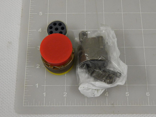 ITT CANNON ELECTRIC MS31068-22 057-0364-022 CONNECTOR END W/ CIRCULAR CONNECTOR T86841
