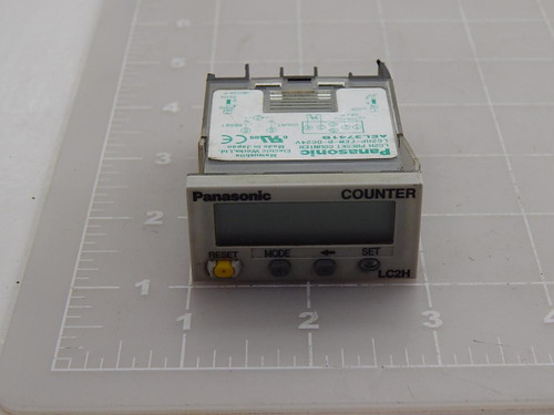 PANASONIC LC2H LC2HP-FEW-B-DC24V AEL3741B PRESET COUNTER T88951 PANASONIC LC2H LC2HP-FEW-B-DC24V AEL3741B PRESET COUNTER T88951