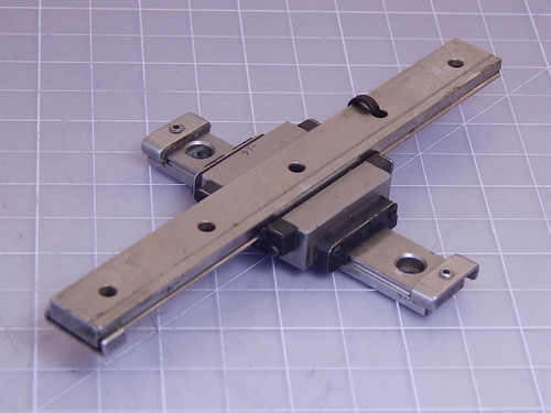 THK RSR7W Cross Roller Guide Rail T95241 For Sale