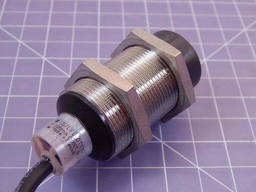 Eaton E57LBL30T110E Proximity Sensor T99269 For Sale