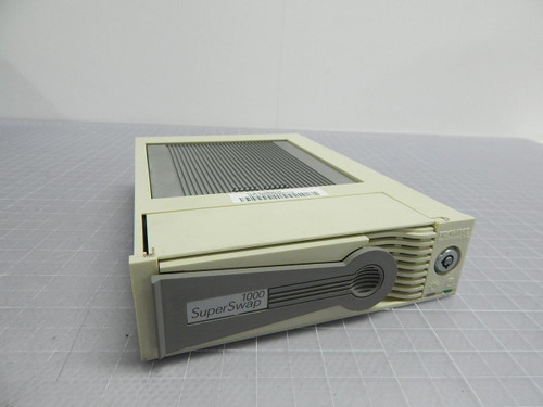 PROMISE TECHNOLOGY SUPERSWAP 1000 D43020 PROFESSIONAL HOT SWAP DRIVE BAY T103249