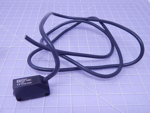 Omron E3Z-D82 Photoelectric Sensors DIFFUSE PNP CABLE T122586 For Sale