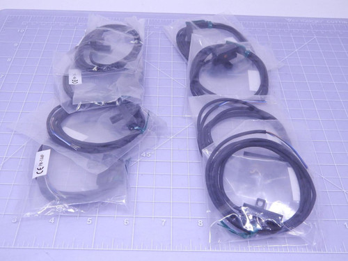 Lot of 8 SunX PM-T44P Photoelectric Sensors T120382 For Sale