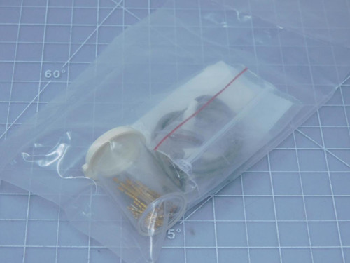 Amphenol 52-0109-000 Circular MIL Spec Connector PIN PLUG T126958 For Sale