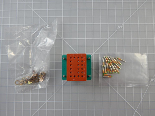 Amphenol M12883/47-04 RSE116761   Relay Socket 6 Pole 10 A Relay Skt SZ 16 w/ Circular MIL Spec Contacts For Sale
