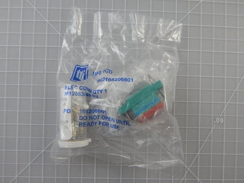 Amphenol M12883/48-02 RSE112063   Relay Socket 3 Pole 25 A SZ 12 w/ M39029/92-533 Circular MIL Spec Contacts For Sale