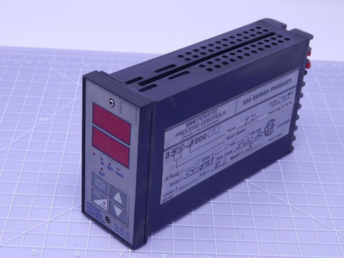 Powers Process Controls  355-A000    300 Series Product Temperature Controller 240 V 4 VA Max For Sale