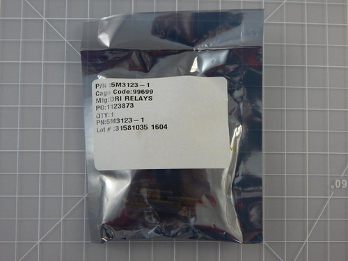 DRI Relays 5M3123-1 SLDE210810A12118   Relay Socket w/ Contacts For Sale