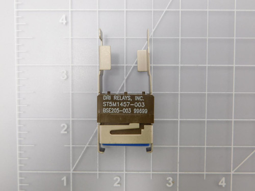 DRI Relays ST5M1457-003 BSE205-003   Plug-In Electrical Socket Assy A/C 10/14 For Sale