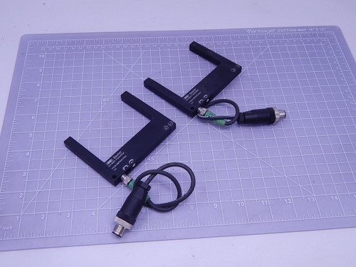 Lot of 2 Baumer FGUM 080P8001/S35L CH-8501   Through Beam (Fork) Photoelectric Sensor 80 mm For Sale