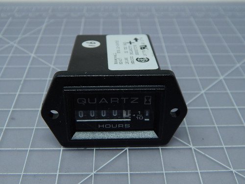 Honeywell 82407  Quartz Black Rectangular Retainer Mount Hour Meter For Sale