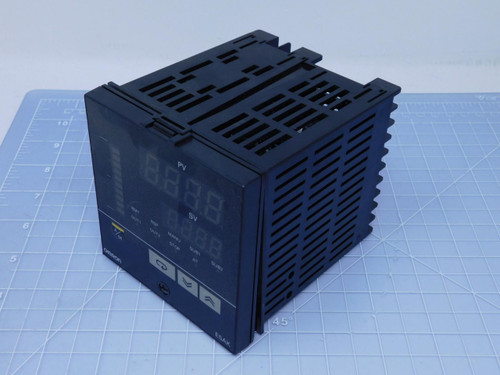 Omron  E5AK E5AK-AA2-500   Temperature Digital Controller For Sale