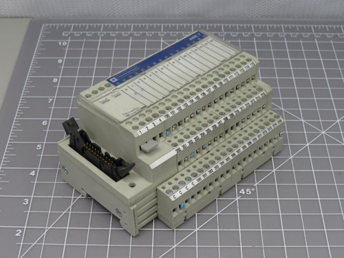 Telemecanique ABE7-H16R31  16 Channel Interface Input/Output Module For Sale