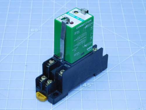 Lot of 2 Sunx PA-11    Photoelectric Sensor Relay w/ Base For Sale
