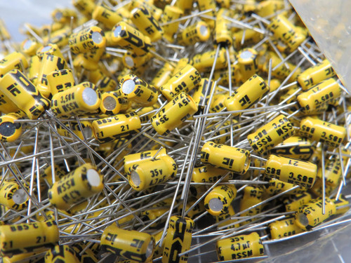 Lot of 1000 ILLINOIS 475RSS035M  Radial Low Profile Capacitor For Sale