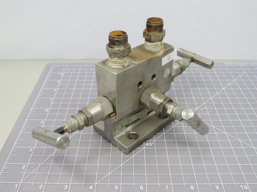 Century Valve CM10-3  3 Valve Single Flanged Manifold For Sale