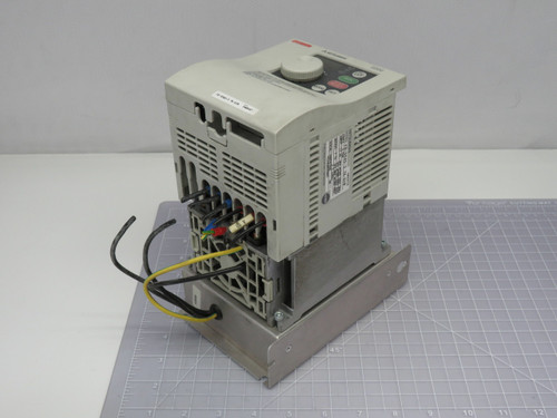 MITSUBISHI FR-S540-3. 7K-ECR S500 FFR-S540-13A-RF100 400V CLASS INVERTER THREE PHASE RFI FILTER 11238423 T169257