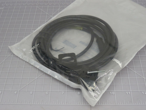 Lot of 7 Brad Connectivity 1210360356 E850B0P12M030 Circular DIN Connectors DIN/MMC-5P-24V-MM-ST-3M-PUR For Sale