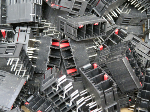 Lot of 50 Molex 0397690003 7.62MM LRG Header HORZ BLK 4CKT SPCL For Sale